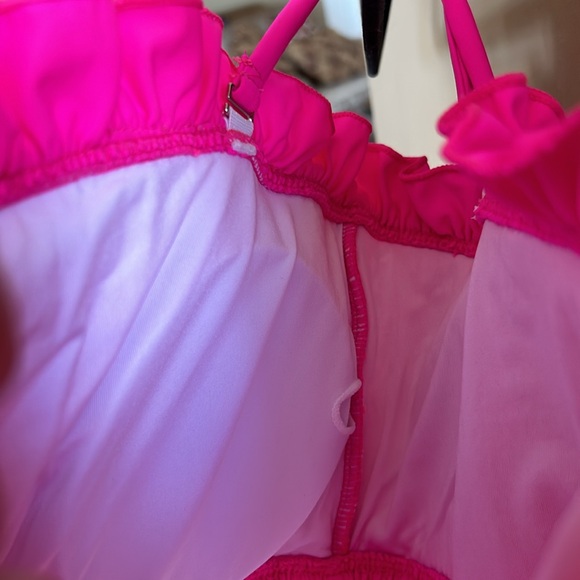 Matching Bikini Set - Picture 5 of 8